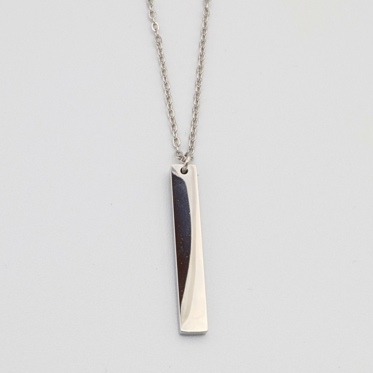 TALL BAR NECKLACE