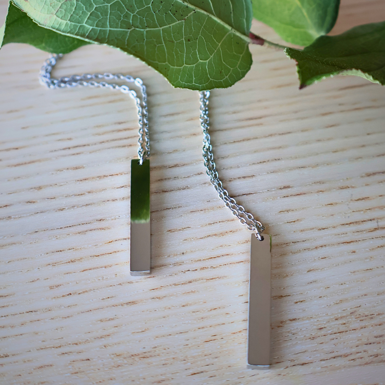 TALL BAR NECKLACE
